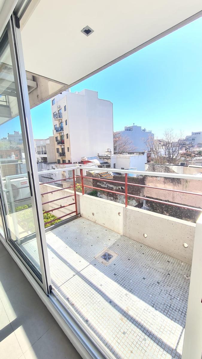 Apto Credito - Bajas Expensas - Apto Profesional - Divino Monoambiente con Balcon - Súper Luminoso 5