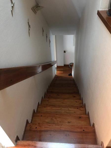 Plaza 1700 - Impecable Casa de 280 m² Cubiertos con Gran Jardín - 4 Dorm. y 2 Cocheras 5