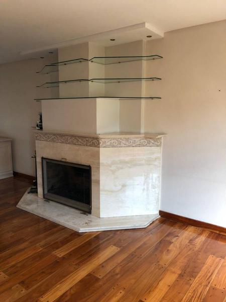 Plaza 1700 - Impecable Casa de 280 m² Cubiertos con Gran Jardín - 4 Dorm. y 2 Cocheras 5