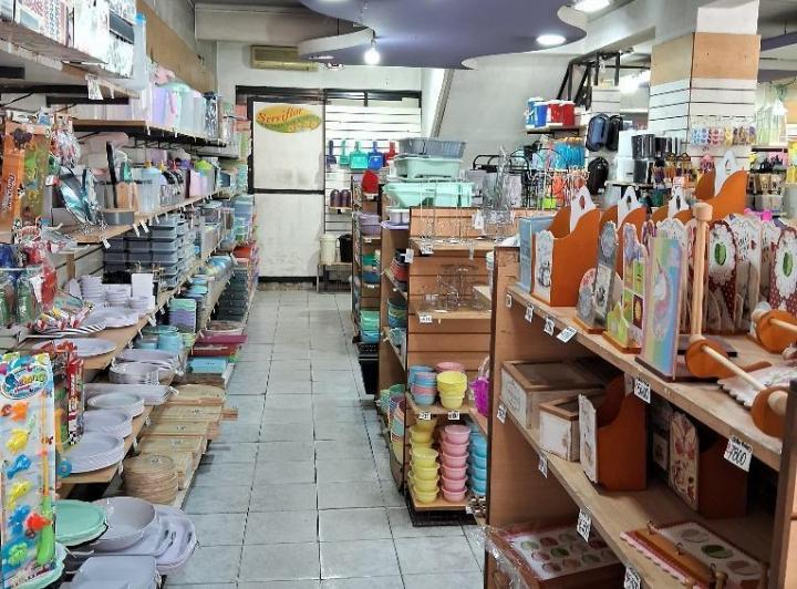 Inmejorable ubicación - Local Comercial en Venta  - 2 Plantas - Apto Todos los Rubros 3