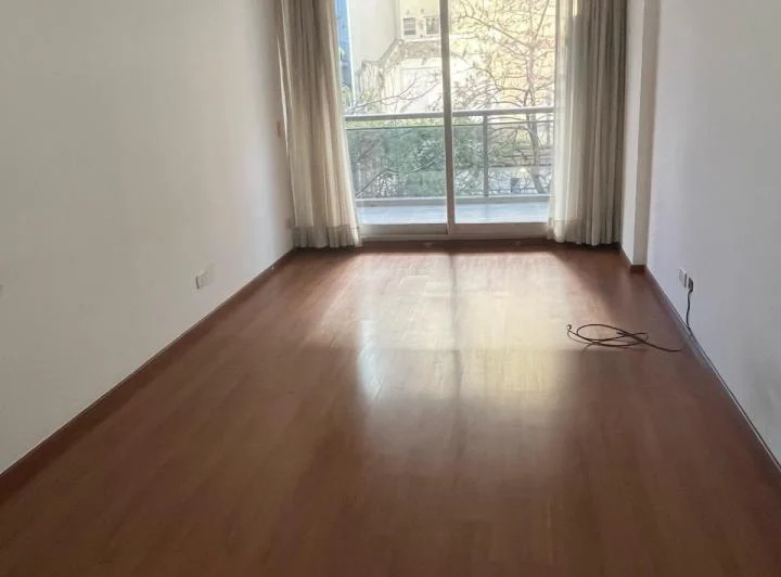 Apto Profesional - Divino Departamento al frente - Super Luminoso y Alegre con Balcon Aterrazado 1