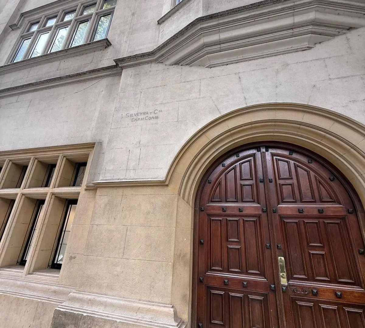 EN ALQUILER Increible piso de 322m de 6 ambientes en el Edificio Tudor ( SIN MUEBLES O SEMI ) 5
