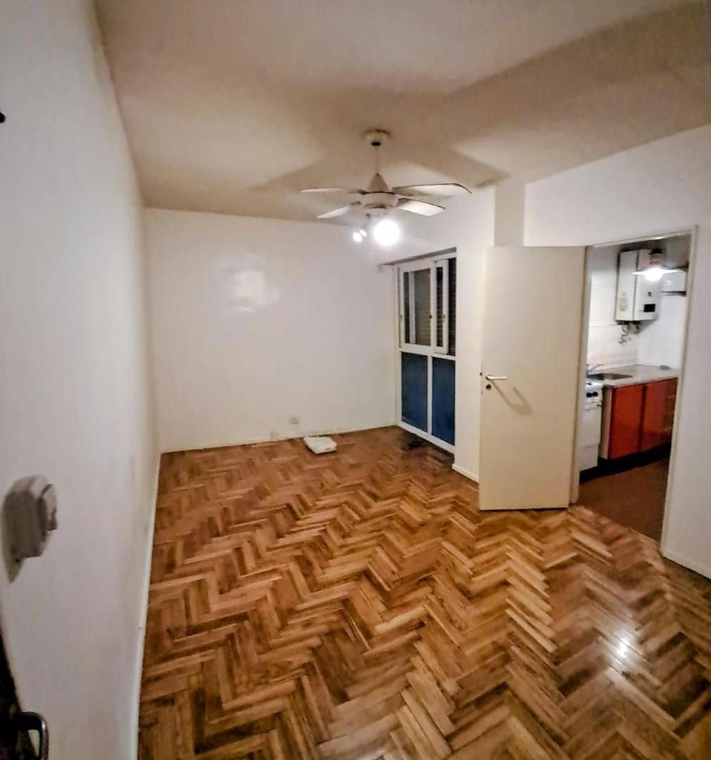 BAJAS EXPENSAS - Av Rivadavia y Ayacucho  - Divino Monoambiente Apto profesional