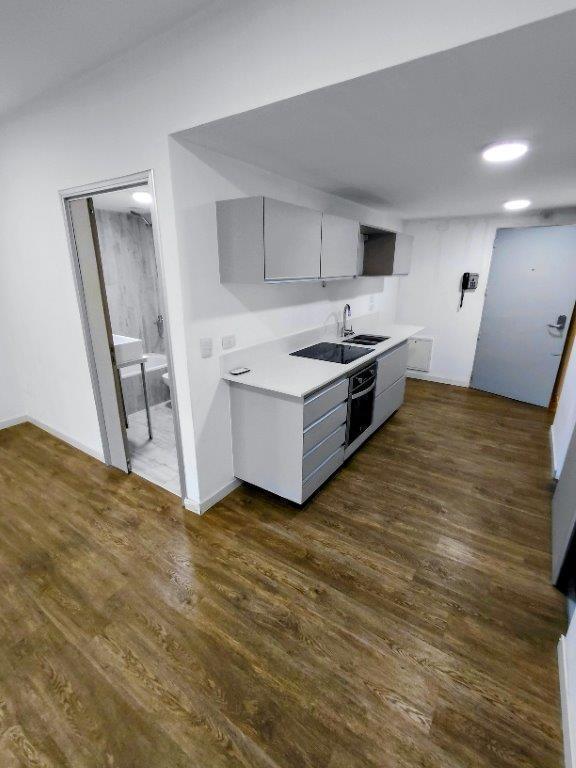 Ambiente y Medio con Cochera y Baulera - SUM - Parrilla - Solarium - Piscina y GYM - Seguridad 24hs