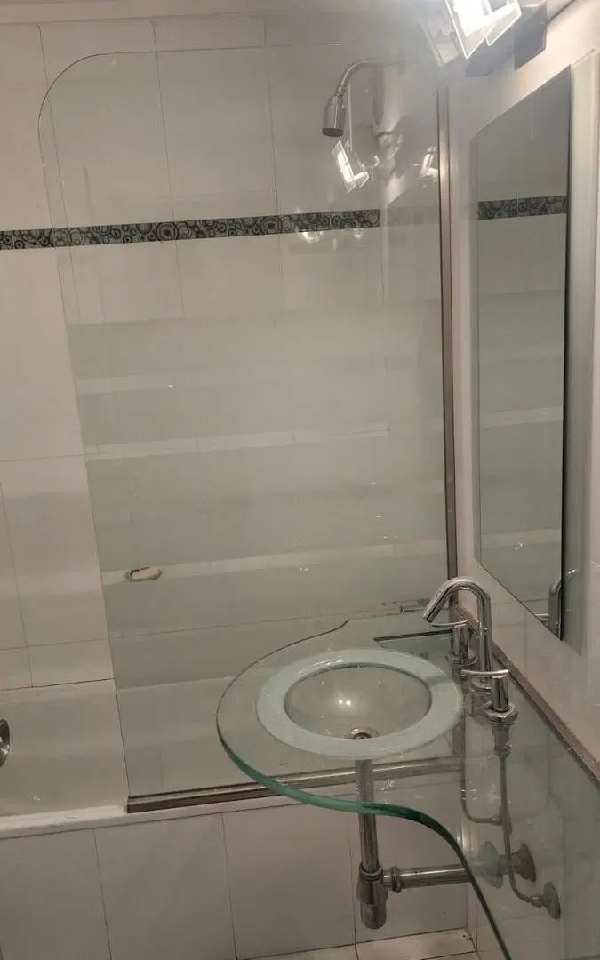 Apto Crédito - 4 ambientes Baño y Toilette - Dependencia - Lavadero - Balcón - Apto Profesional 4
