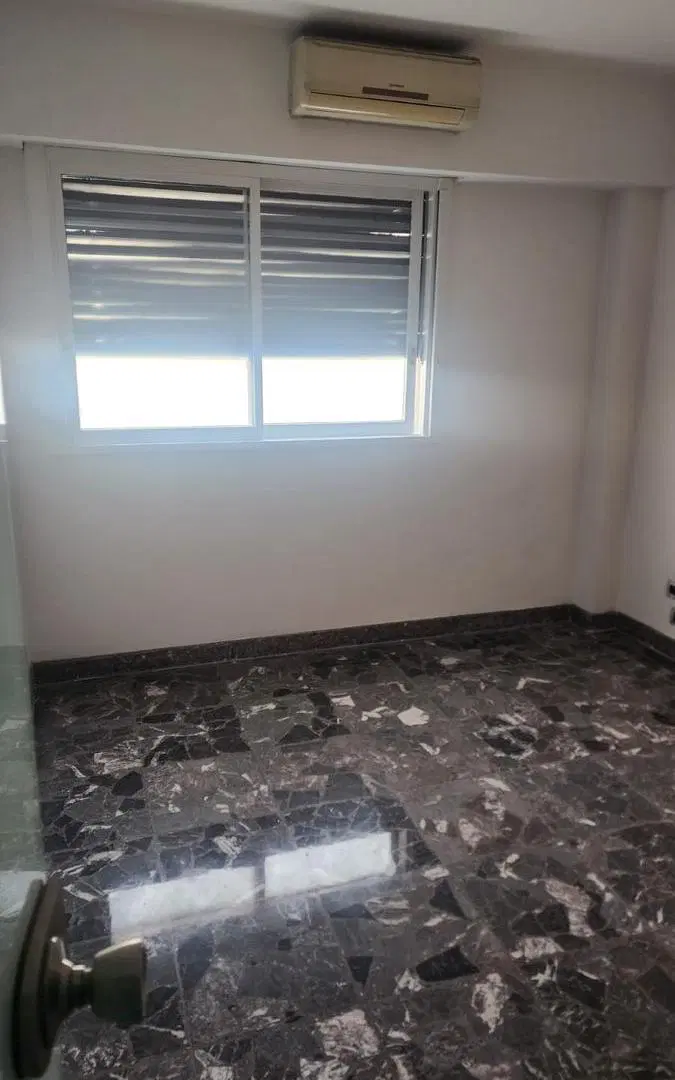 Apto Crédito - 4 ambientes Baño y Toilette - Dependencia - Lavadero - Balcón - Apto Profesional 5