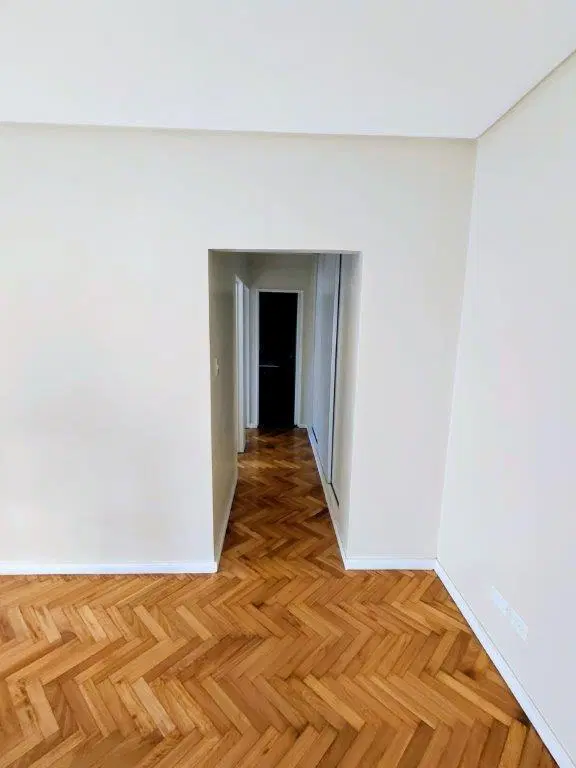 Oportunidad - Divino Departamento 3 Ambientes totalmente Reciclado a 2 cuadras de Parque Centenario 2