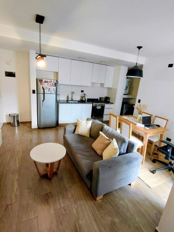 Foto de BAJAS EXPENSAS – Moderno 2 Ambientes - Balcón - Pileta - Parrilla, imagen 4