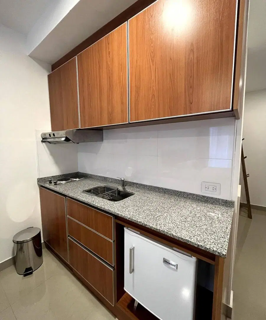 OPORTUNIDAD!! Apto Crédito - BAJAS EXPENSAS - Incluye los Muebles - Parilla - Solarium - Laundry 3