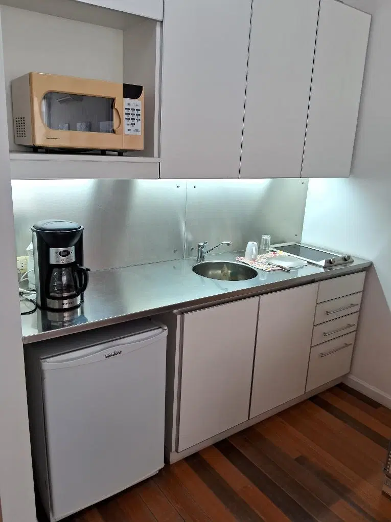 Oficina en Duplex con 2 Balcones Aterrazados - Seguridad 24hs - Piscina y SUM 3