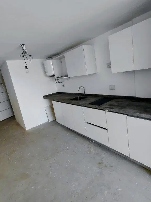 EDIFICIO KOR OFFICE - CONTRAFRENTE - PISO 13 - Opcional Venta Cocheras desde u$35.000 4