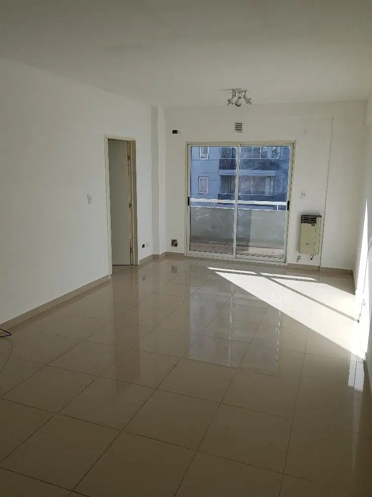 Divino monoambiente - Apto Profesional - Muy luminoso - Al frente - Balcon - SUM con Parrilla 4