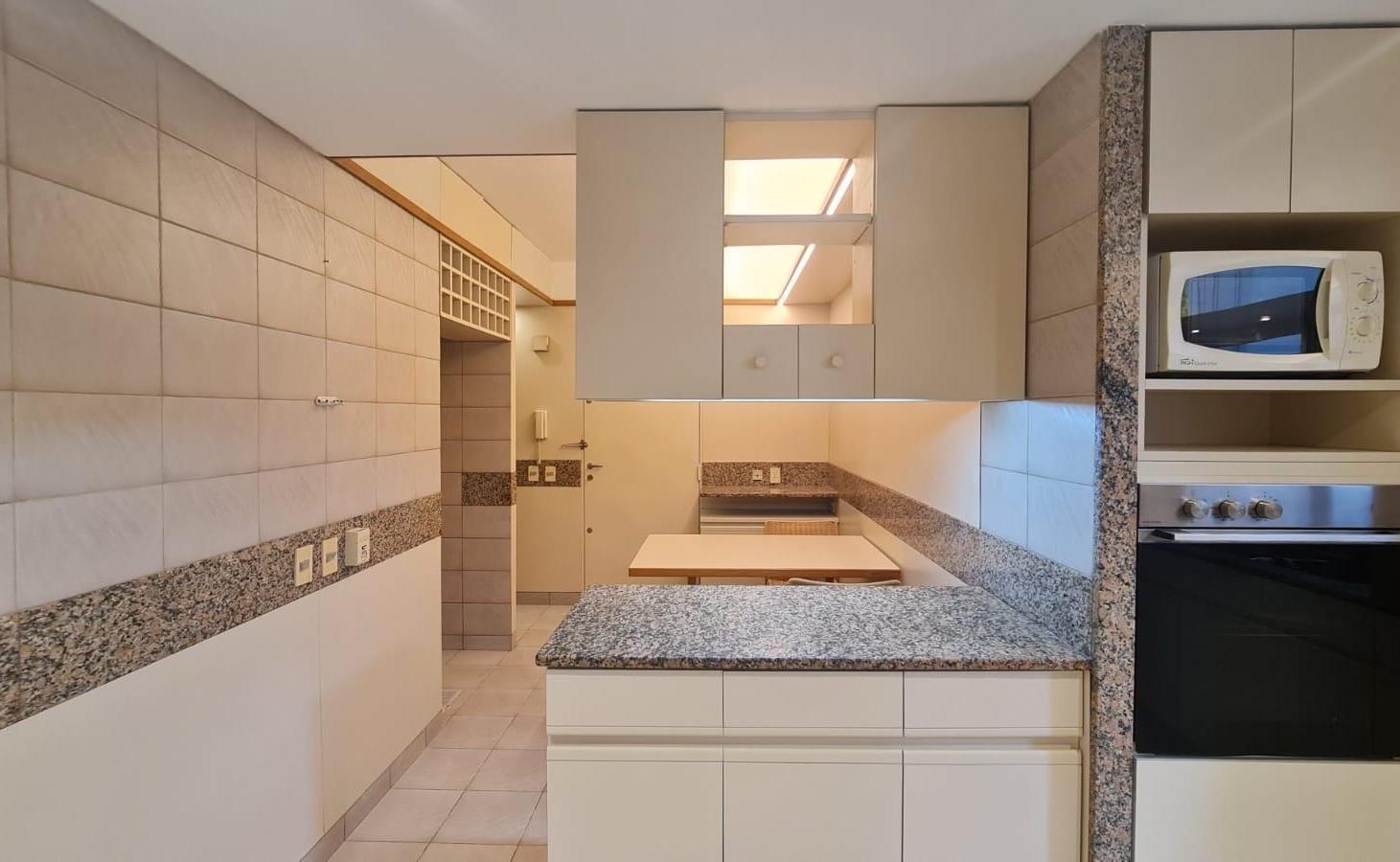 Foto de Av Del Libertador 5000 - Excelente piso vista abierta - 3 dorm con, imagen 3