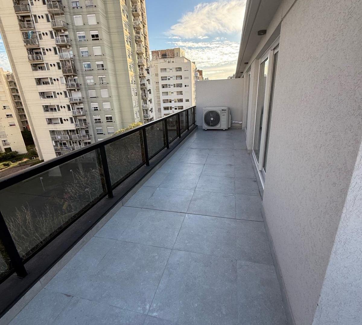 Foto de Espectacular 3 Ambientes - Balcon Terraza en L - Cochera - Los mejores, imagen 1