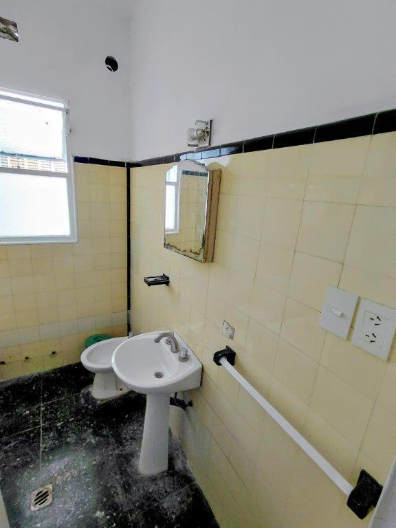 Foto de BAJAS EXPENSAS - 2 Ambientes - Luminoso y Silencioso - Inmejorable, imagen 1