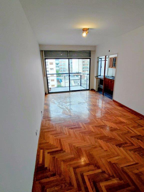 Foto de BAJAS EXPENSAS - Divino 2 Ambientes con Balcón - Apto Profesional, imagen 1