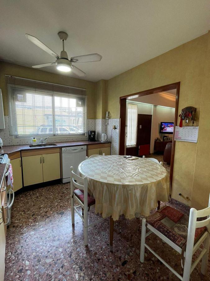 Foto de Hermosa Divina Casa de 4 Ambientes con Patio y Terraza - Cochera, imagen 5