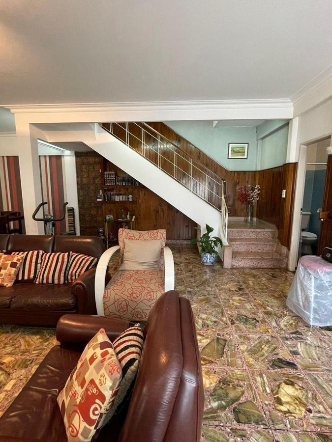 Foto de Hermosa Divina Casa de 4 Ambientes con Patio y Terraza - Cochera, imagen 4