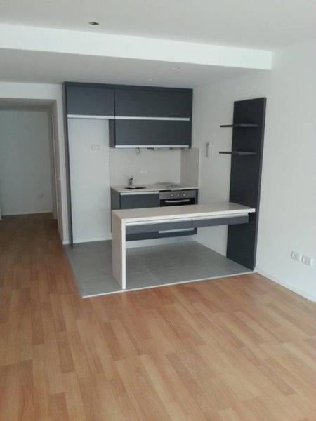 Foto de Monoambiente Apto Profesional al frente Piso 5° - Cochera - Torre, imagen 2