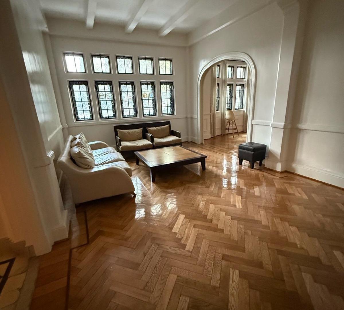 Foto de Edificio Tudor - Imponente Piso de 322m2 - 6 Ambientes - Cochera y, imagen 5