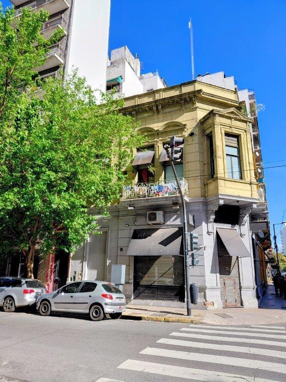 Foto de OPORTUNIDAD - Venta Local Comercila y Propiedad en el 2do Piso Vivienda, imagen 1