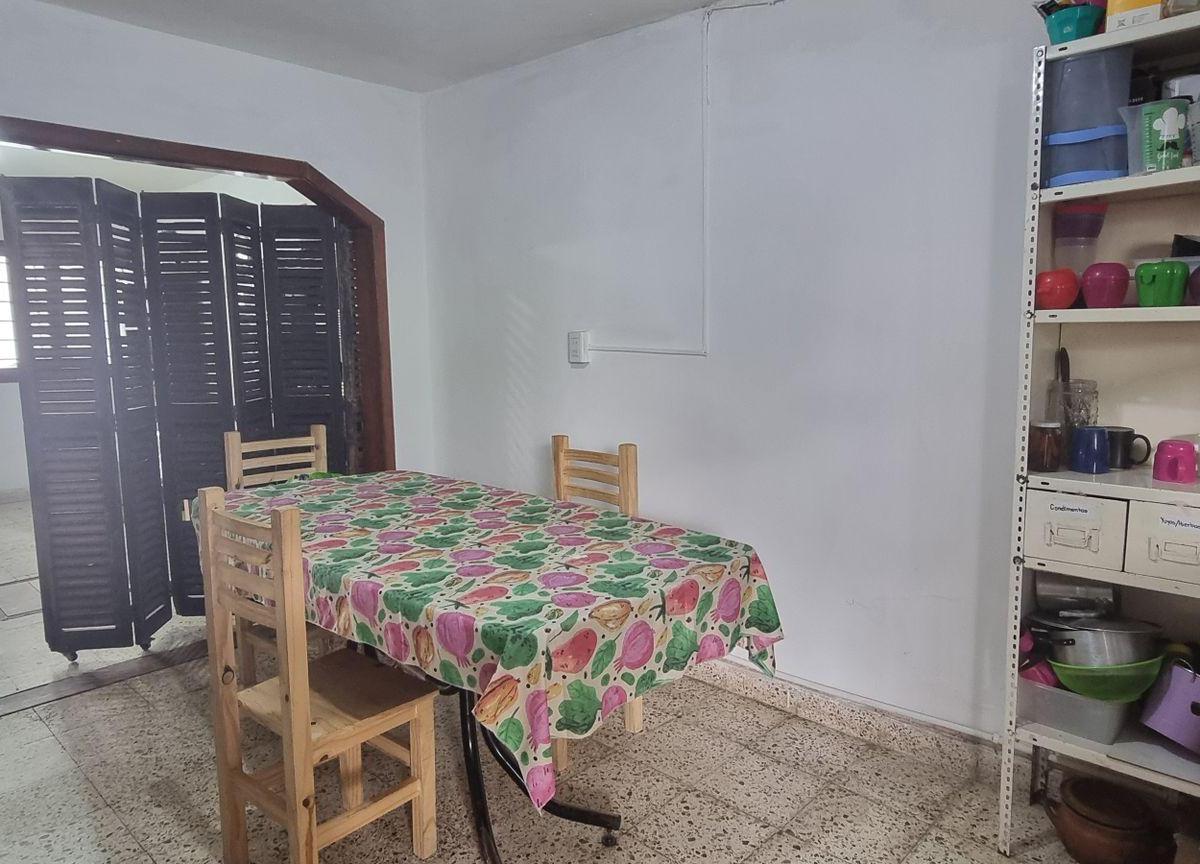 Casa 7 Dorm. Venta Bº Universitario 1