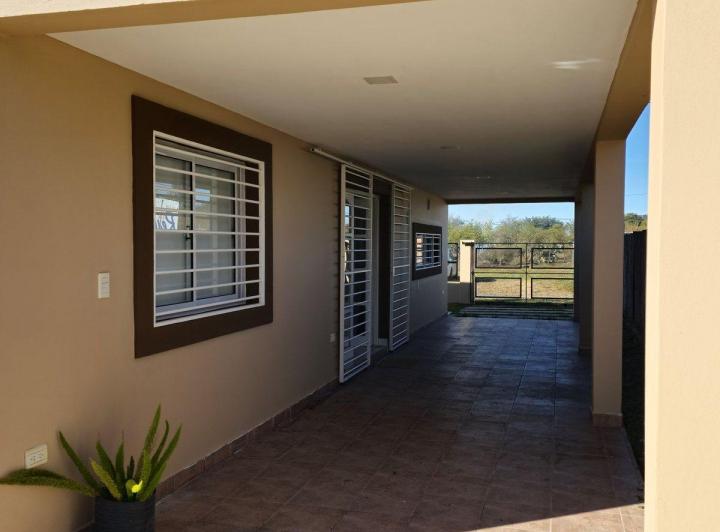 CASA 3 DORMITORIOS VENTA LA SILLETA CON PILETA 2