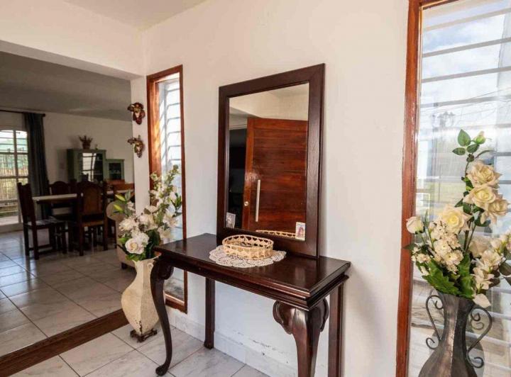 CASA 3 DORMITORIOS VENTA LA SILLETA CON PILETA 5
