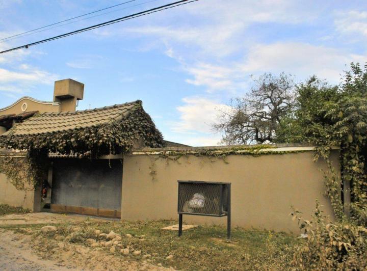 CASA 4 DORMITORIOS VENTA VAQUEROS 3