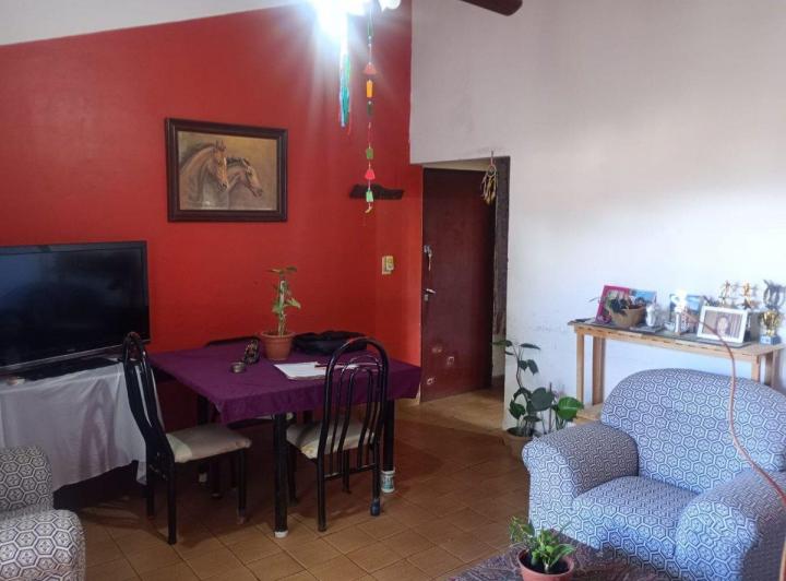 DEPARTAMENTO 3 DORMITORIOS VENTA B°LIMACHE 2