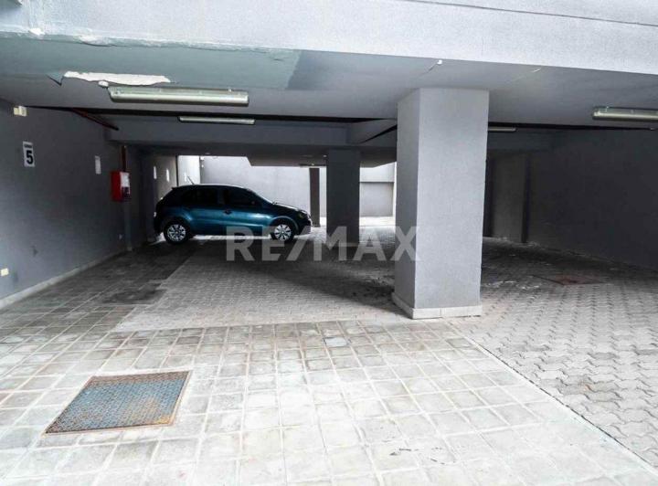DEPARTAMENTO PISO  2 DORMITORIOS VENTA MACROCENTRO 3