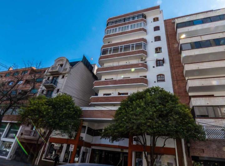 DEPARTAMENTO PISO 3 DORM ALQUILER 2 COCHERAS 4