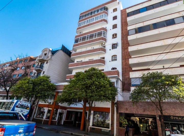 DEPARTAMENTO PISO 3 DORM ALQUILER 2 COCHERAS 3