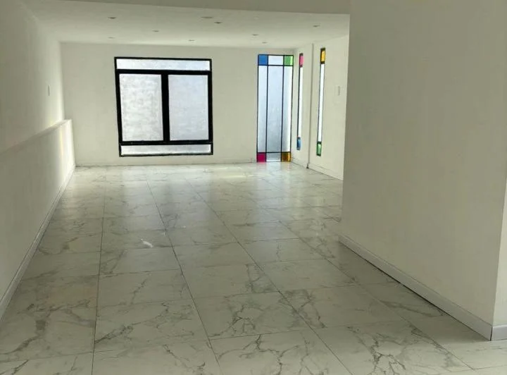 LOCAL COMERCIAL EN ALQUILER EN ZONA MONUMENTO 4