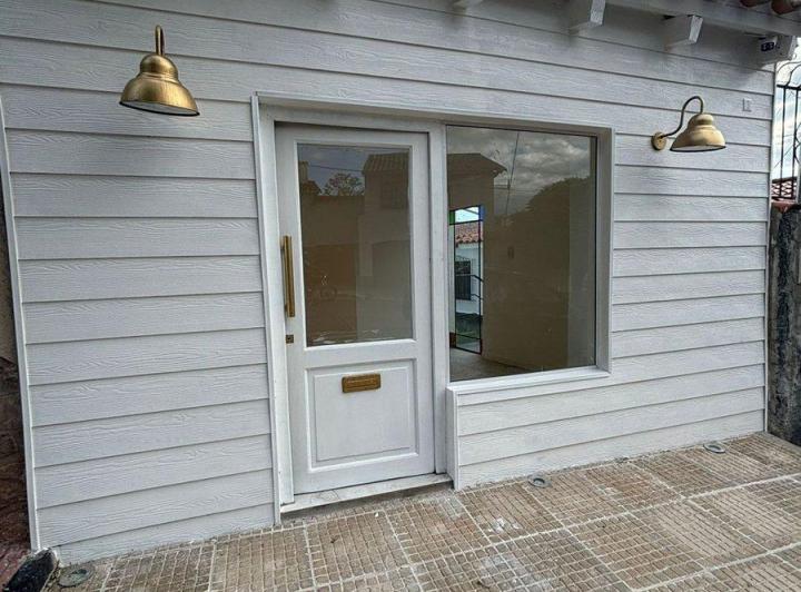 LOCAL COMERCIAL EN ALQUILER EN ZONA MONUMENTO 2