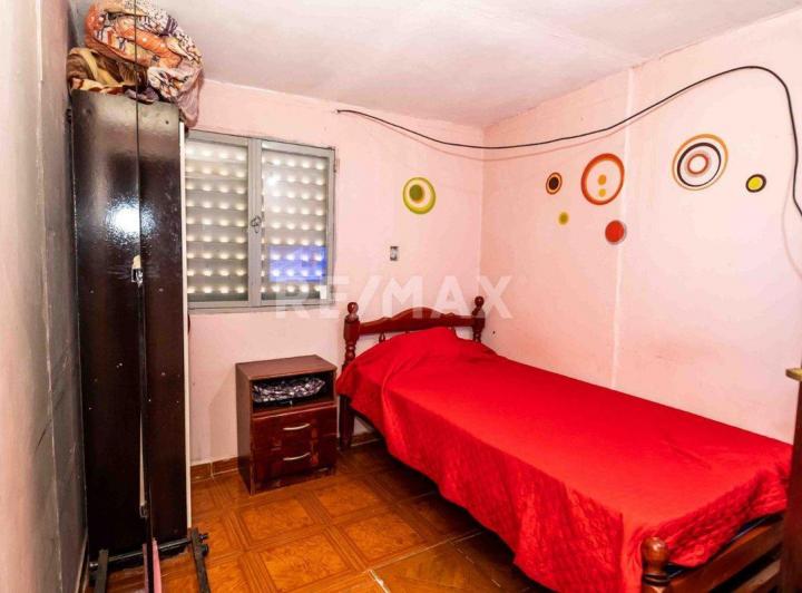 CASA 2 DORMITORIOS VENTA MACROCENTRO 5