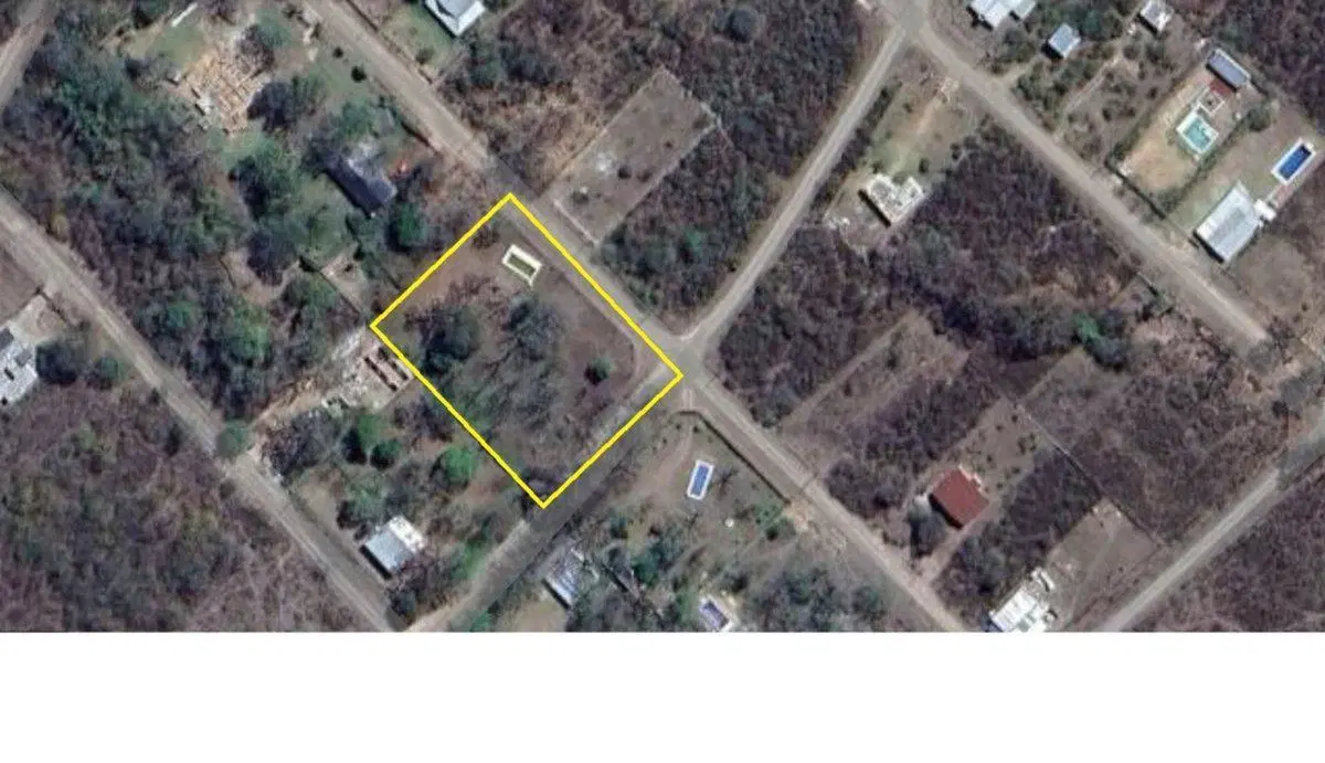 TERRENO CON PILETA VENTA DE  2.563 M2 LA CALDERA 5