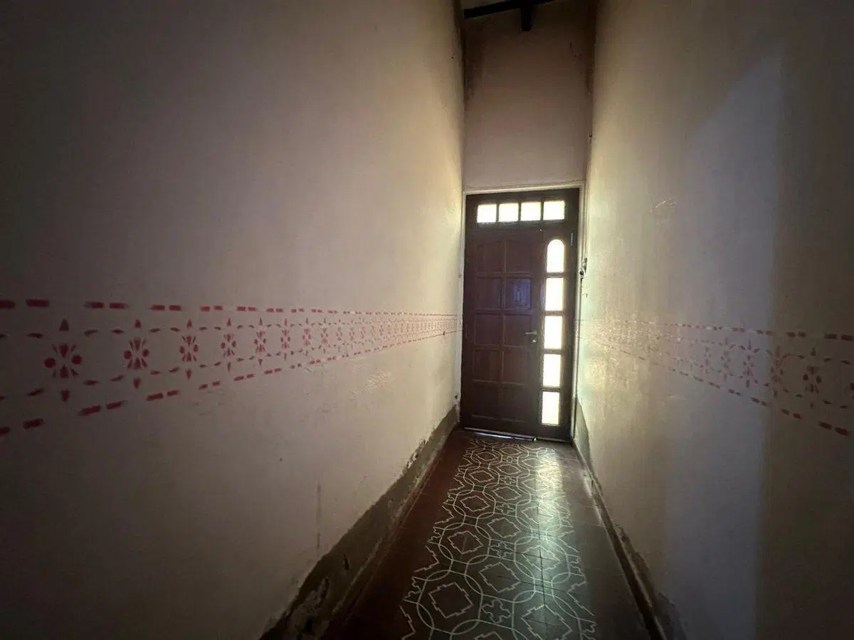 CASA VENTA A REFACCIONAR + DPTO EN MACROCENTRO 3