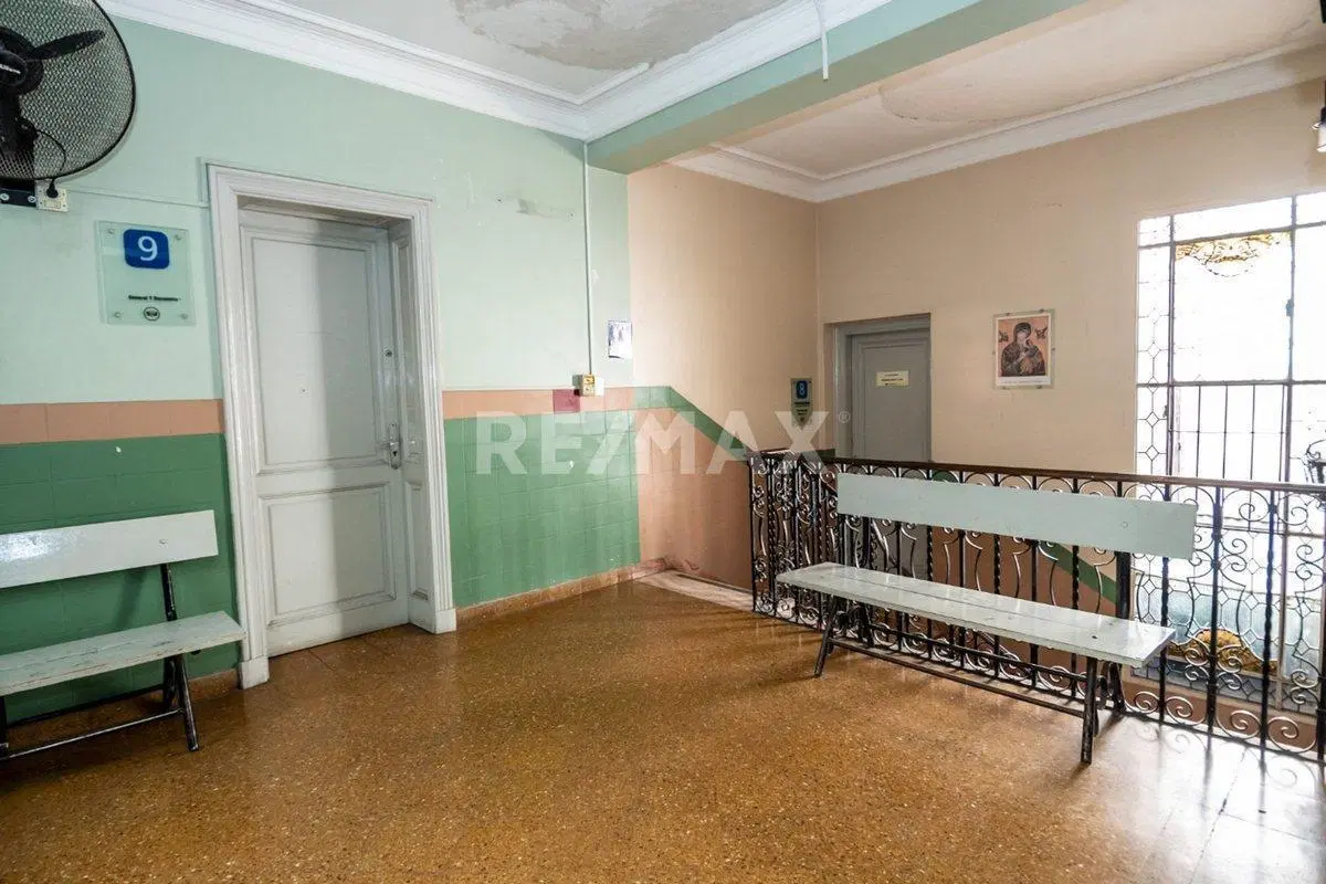 CASA 12 DORMITORIOS VENTA ZONA CENTRO 4