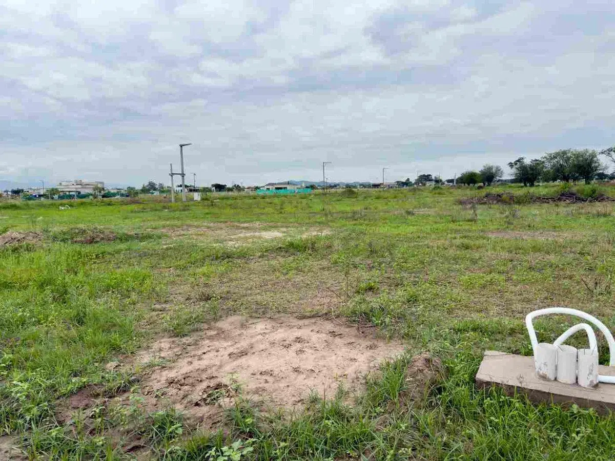 TERRENO VENTA VIA AURELIA ETAPA 2 ZONA AEROPUERTO 4