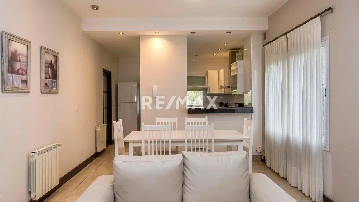 CASA VENTA EN EL TIPAL C/PILETA APTA CREDITO 2