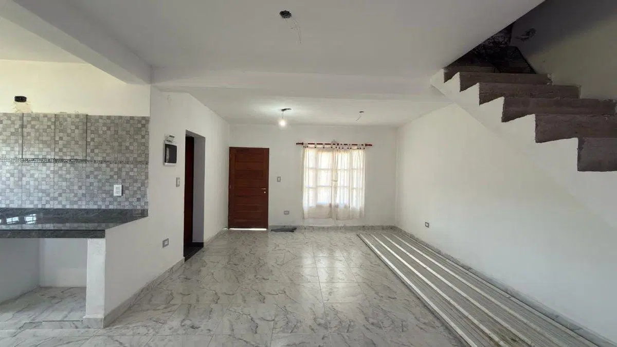 CASA VENTA LOTEO LA SECUNDINA CERRILLOS 1 DORM 4