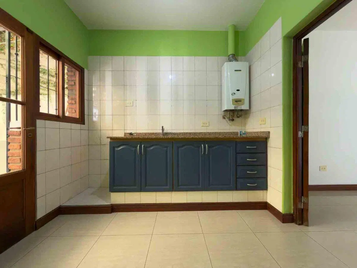 DUPLEX 3 DORMITORIOS EN VENTA TRES CERRITOS 2