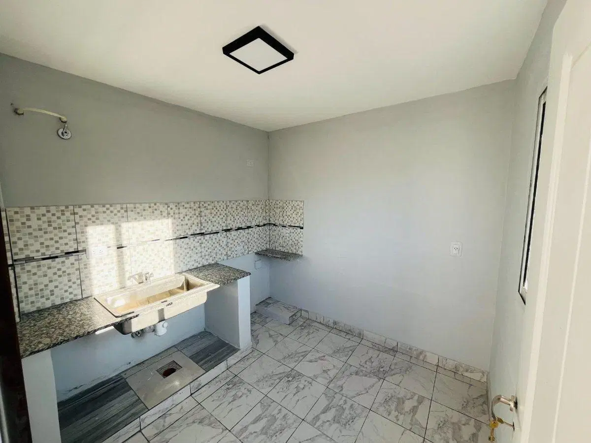 GALPON EN VENTA 270 M2 CERRILLOS RUTA 21 4