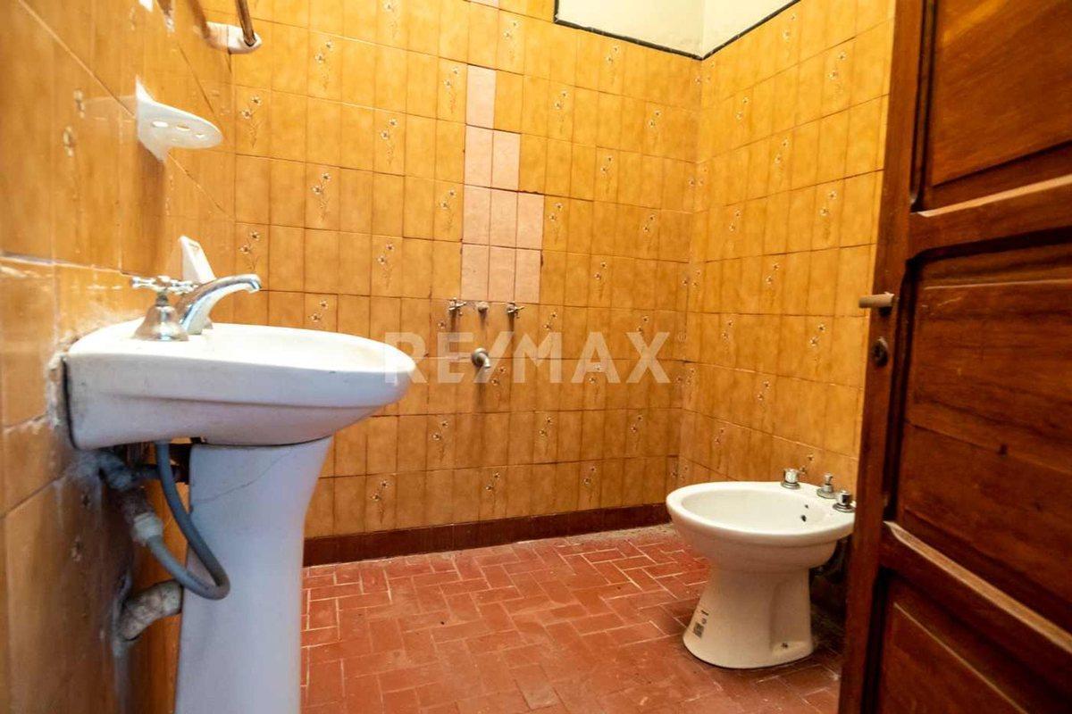 CASA 3 DORMITORIOS VENTA MACROCENTRO