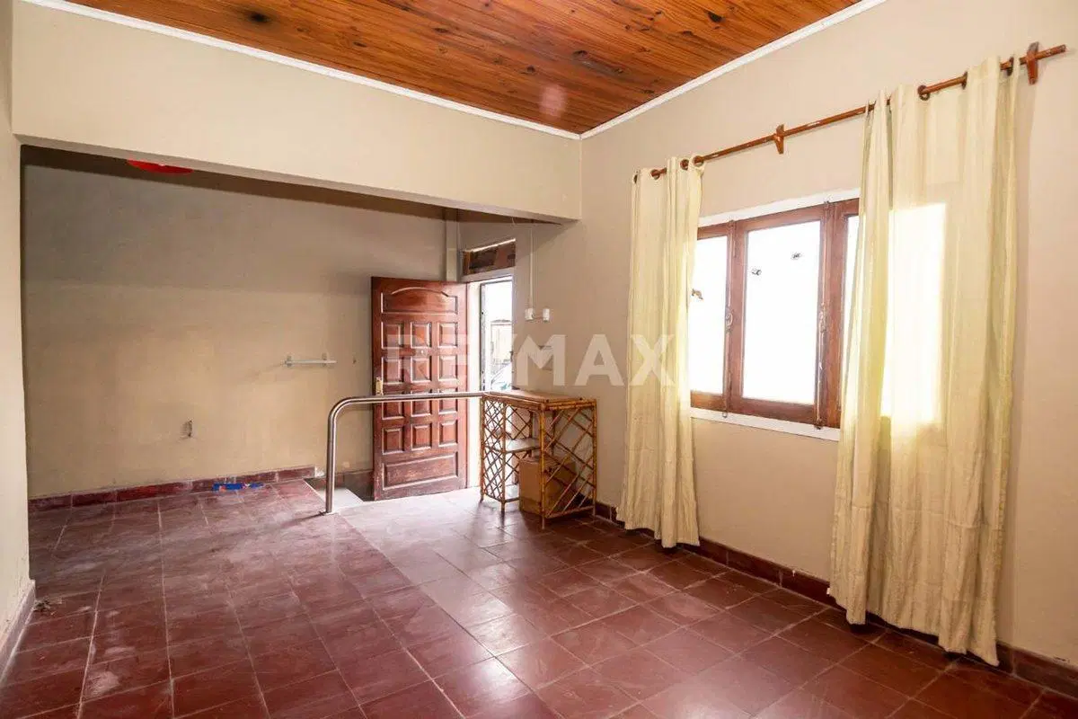 CASA 3 DORMITORIOS VENTA MACROCENTRO 2