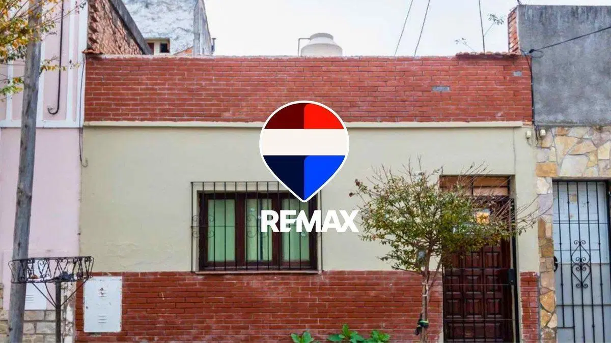 CASA 3 DORMITORIOS VENTA MACROCENTRO 3