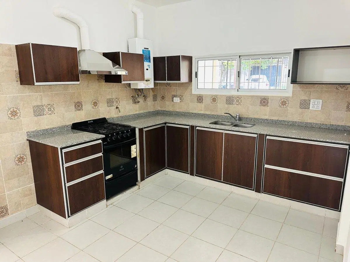 CASA 2 DORMITORIOS EN VENTA TRES CERRITOS SALTA 2