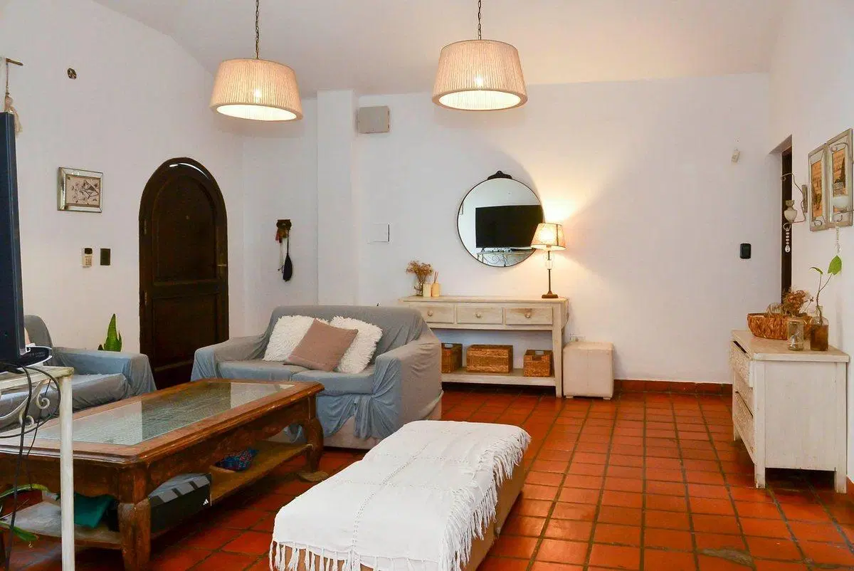 CASA EN VENTA EN MACROCENTRO 3 DORMITORIOS 3 BAÑOS 2