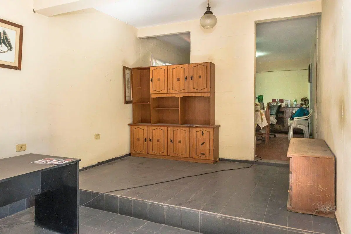 CASA EN VENTA BARRIO INTERSINDICAL ZONA SUR 3 DORM 5